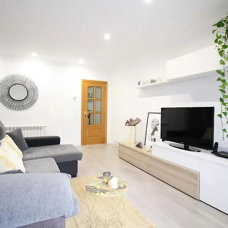 New Only 30min To Barcelona Center. Apartamento
