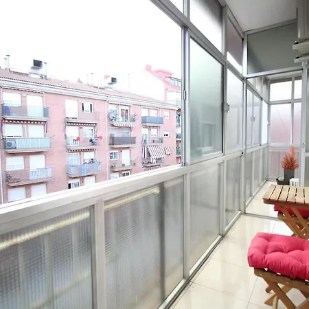 New Only 30min To Barcelona Center. アパート